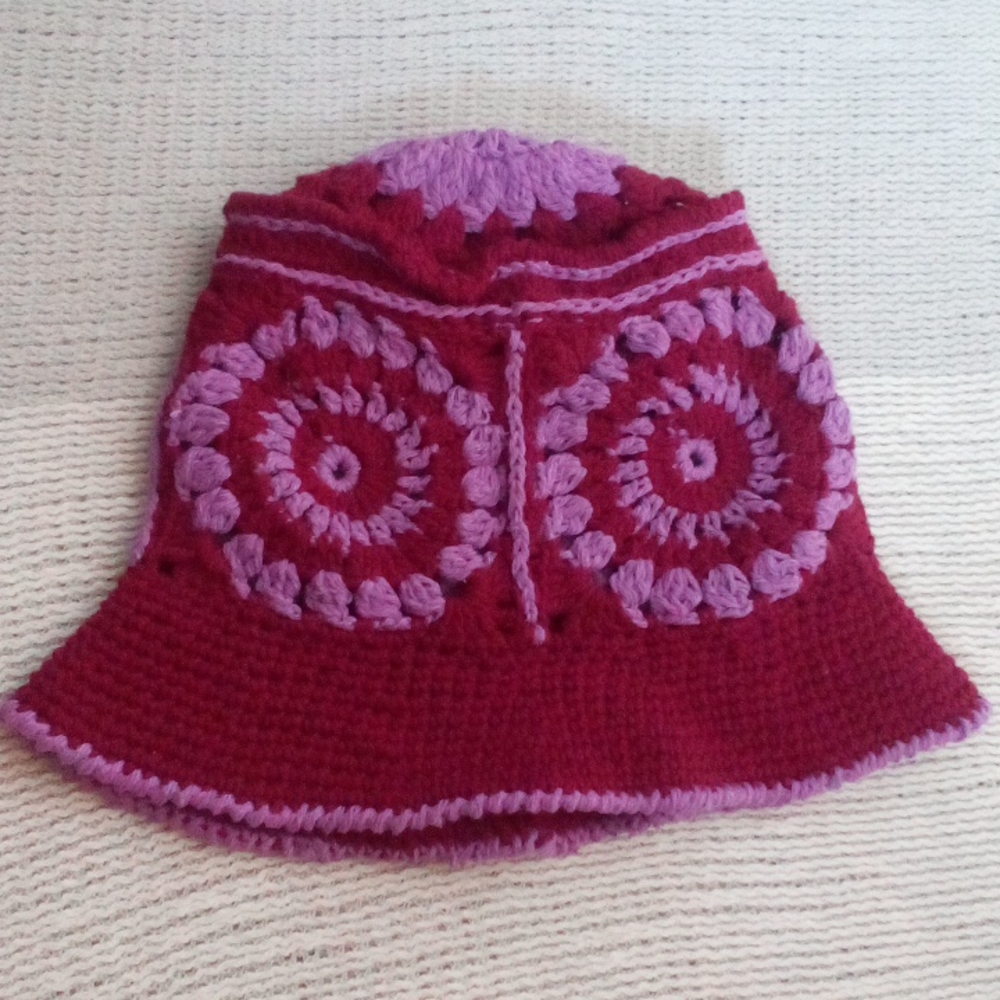 Bucket Hat with granny squares